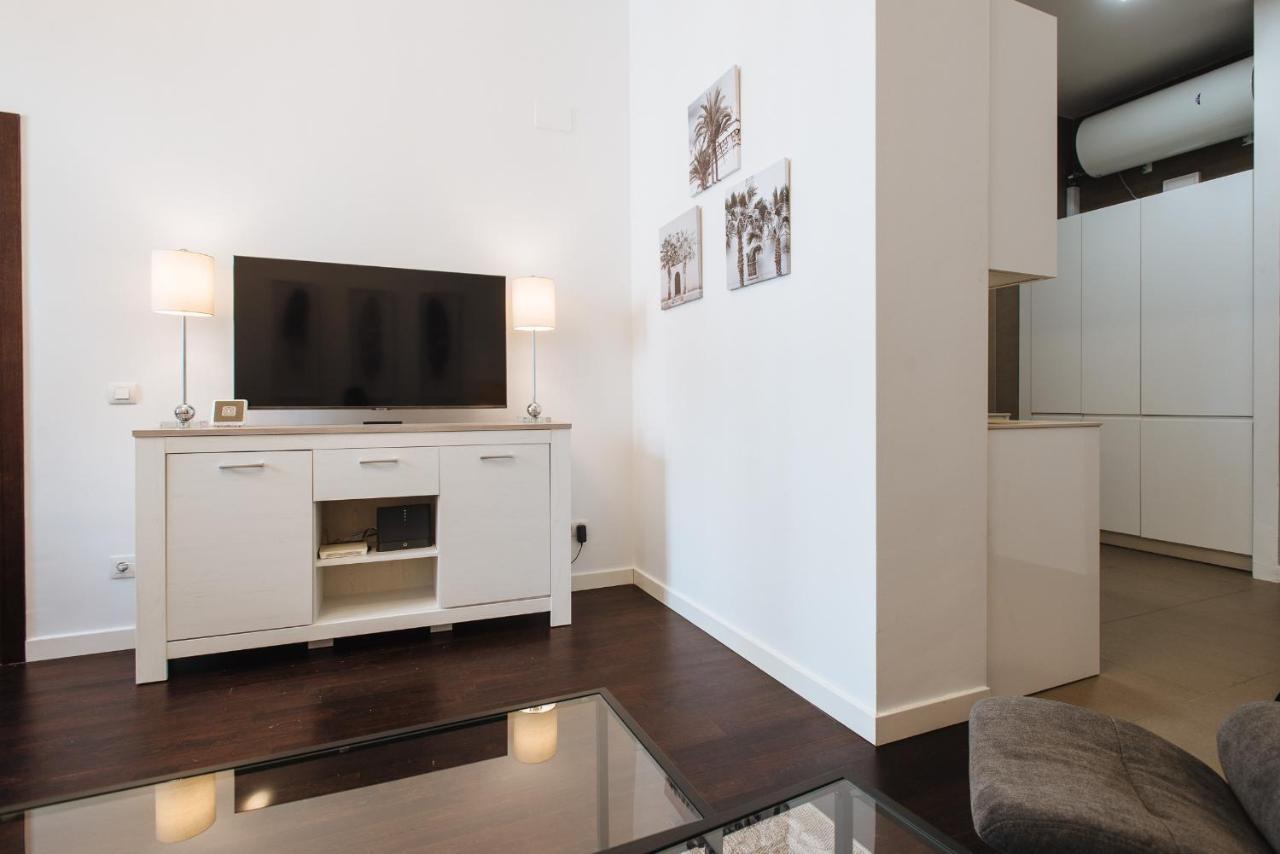 Apartamento Puerta Real - Free Parking Σεβίλλη Εξωτερικό φωτογραφία