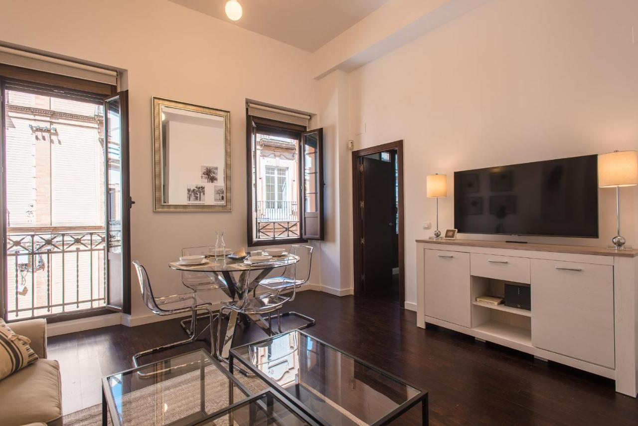 Apartamento Puerta Real - Free Parking Σεβίλλη Εξωτερικό φωτογραφία