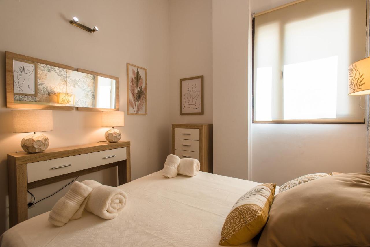 Apartamento Puerta Real - Free Parking Σεβίλλη Εξωτερικό φωτογραφία