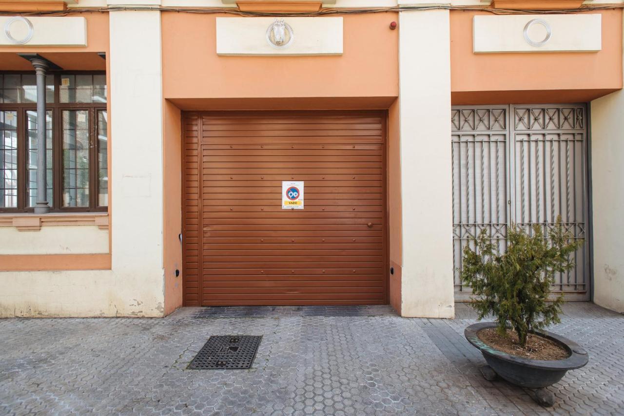 Apartamento Puerta Real - Free Parking Σεβίλλη Εξωτερικό φωτογραφία