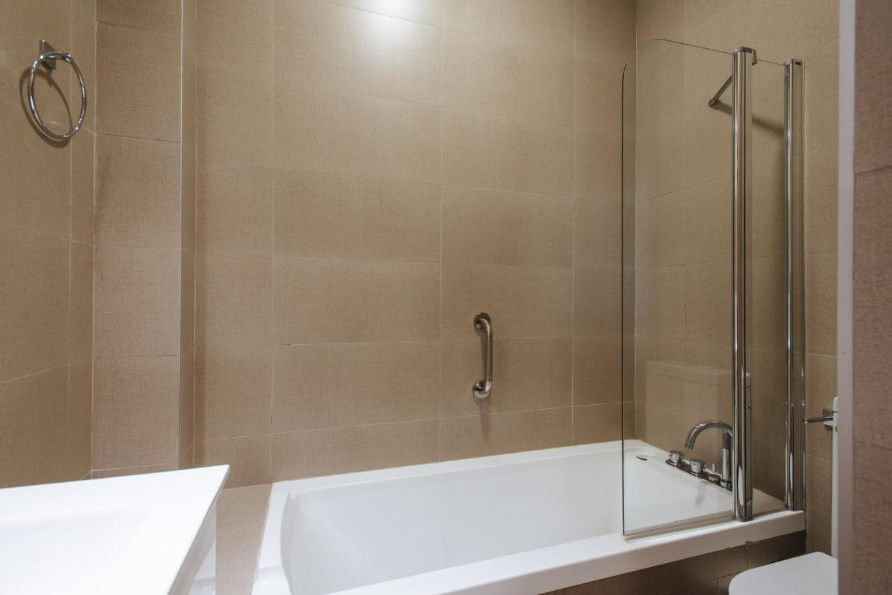 Apartamento Puerta Real - Free Parking Σεβίλλη Εξωτερικό φωτογραφία