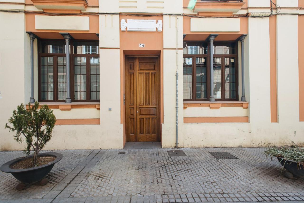 Apartamento Puerta Real - Free Parking Σεβίλλη Εξωτερικό φωτογραφία