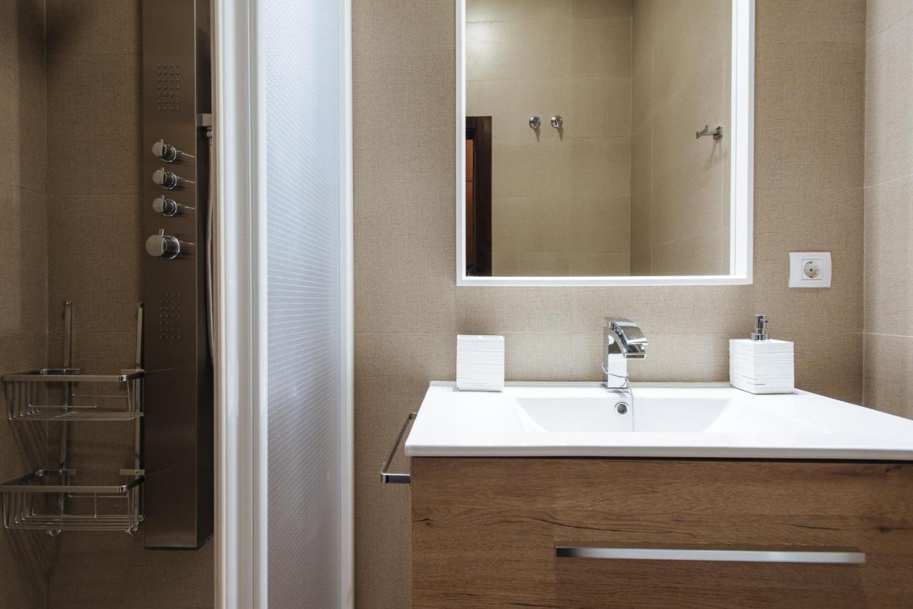 Apartamento Puerta Real - Free Parking Σεβίλλη Εξωτερικό φωτογραφία