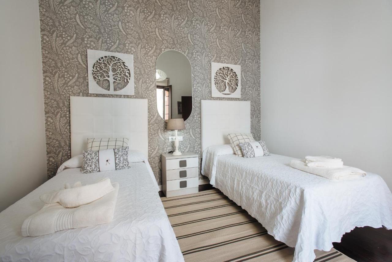Apartamento Puerta Real - Free Parking Σεβίλλη Εξωτερικό φωτογραφία