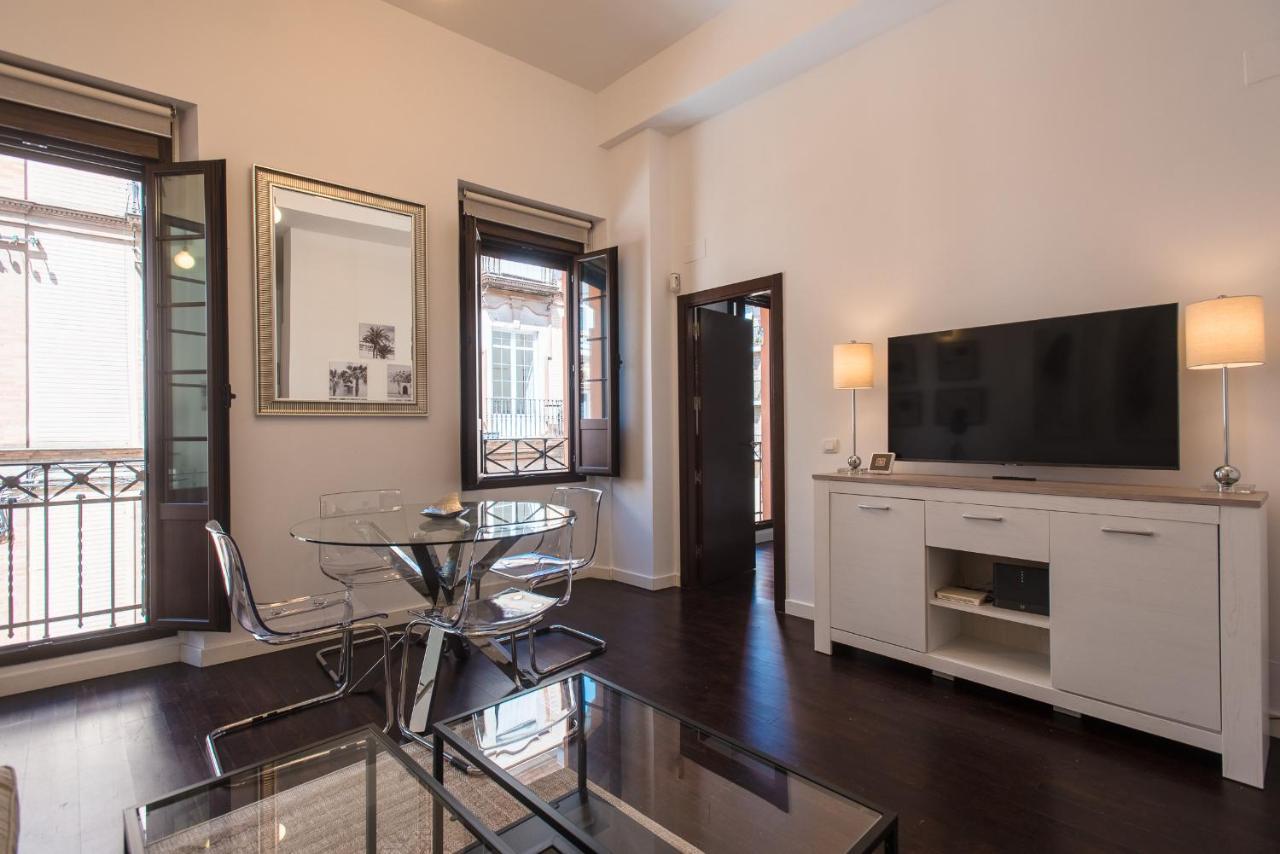 Apartamento Puerta Real - Free Parking Σεβίλλη Εξωτερικό φωτογραφία