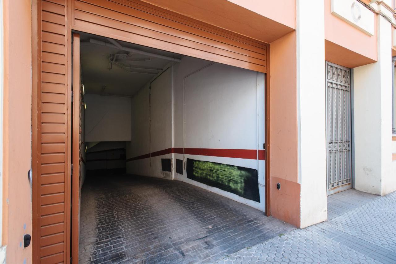 Apartamento Puerta Real - Free Parking Σεβίλλη Εξωτερικό φωτογραφία